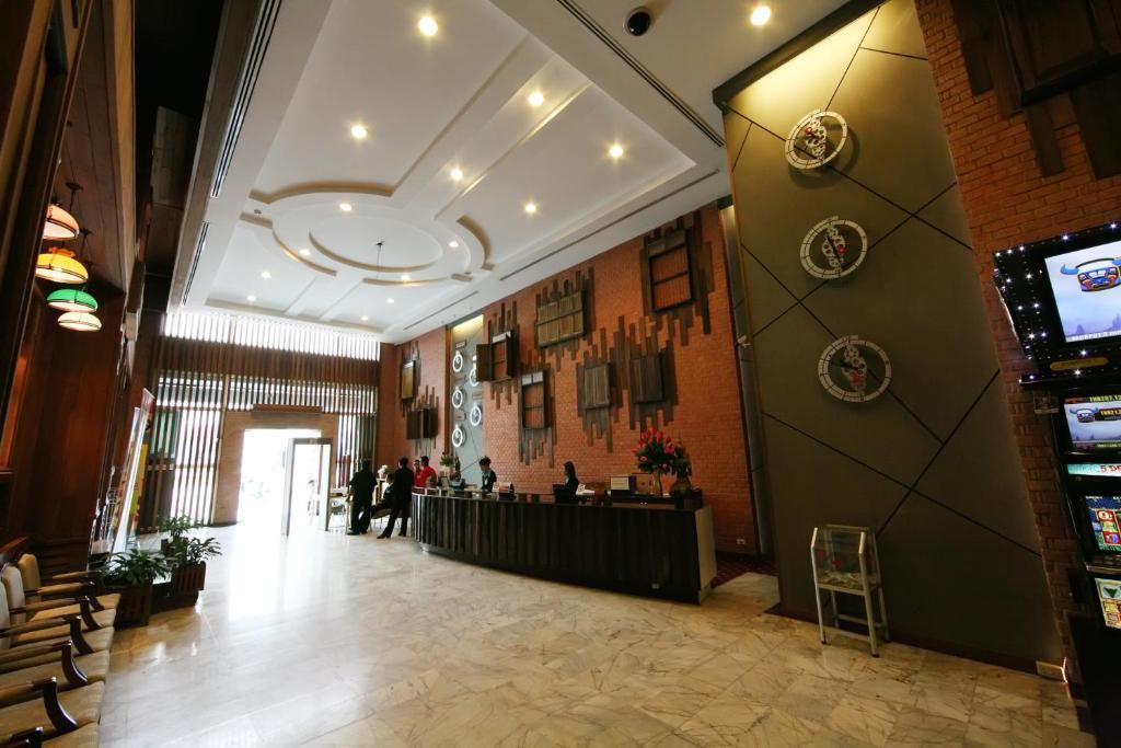 Grand Diamond City Hotel & Casino Poipet Exterior foto